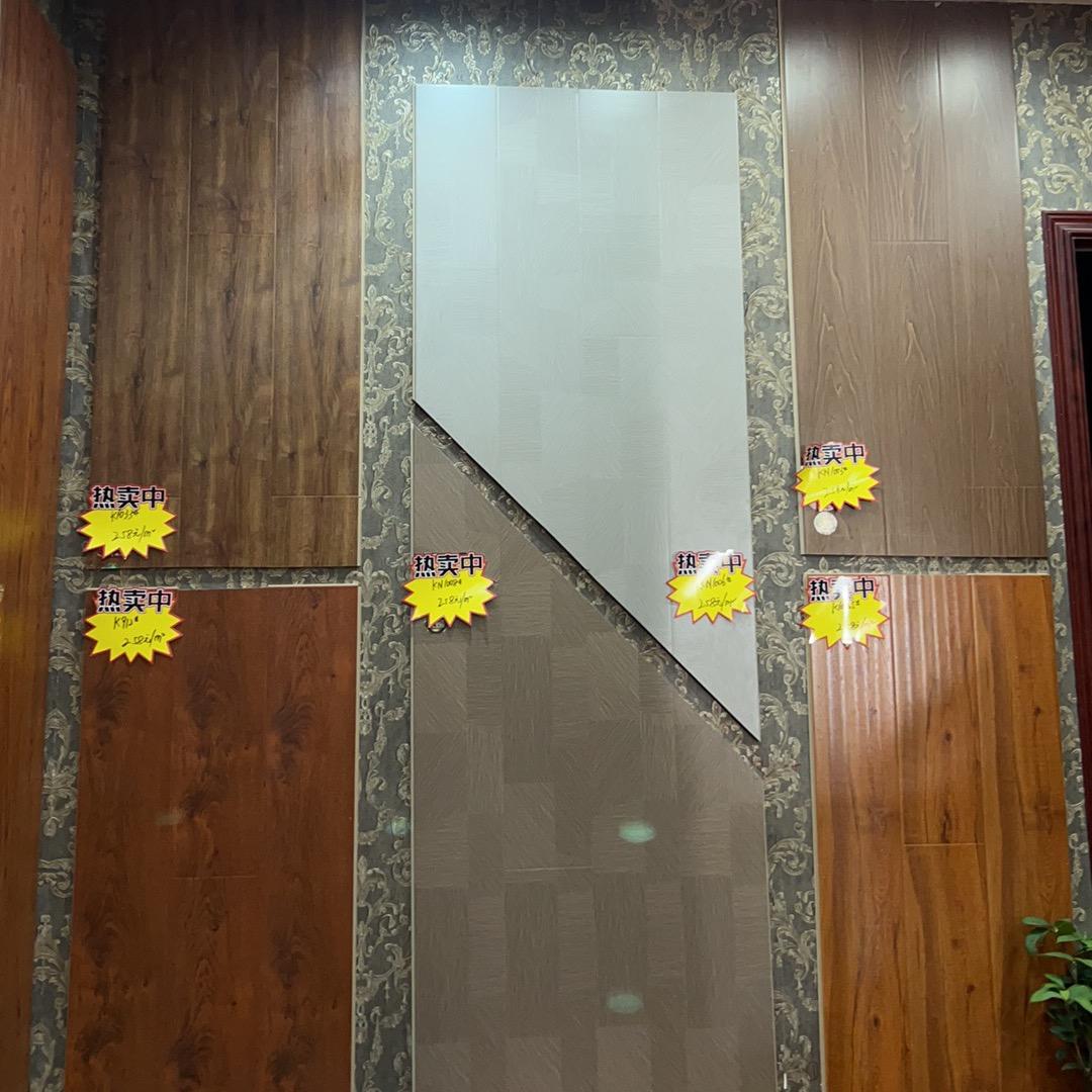 日喀则木地板批发仓库，万都地板地暖库房，