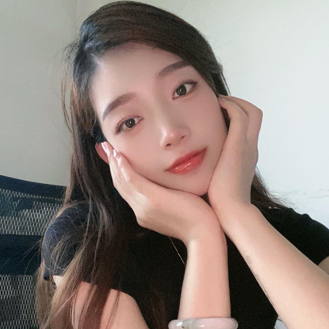 🎀小花同学吖