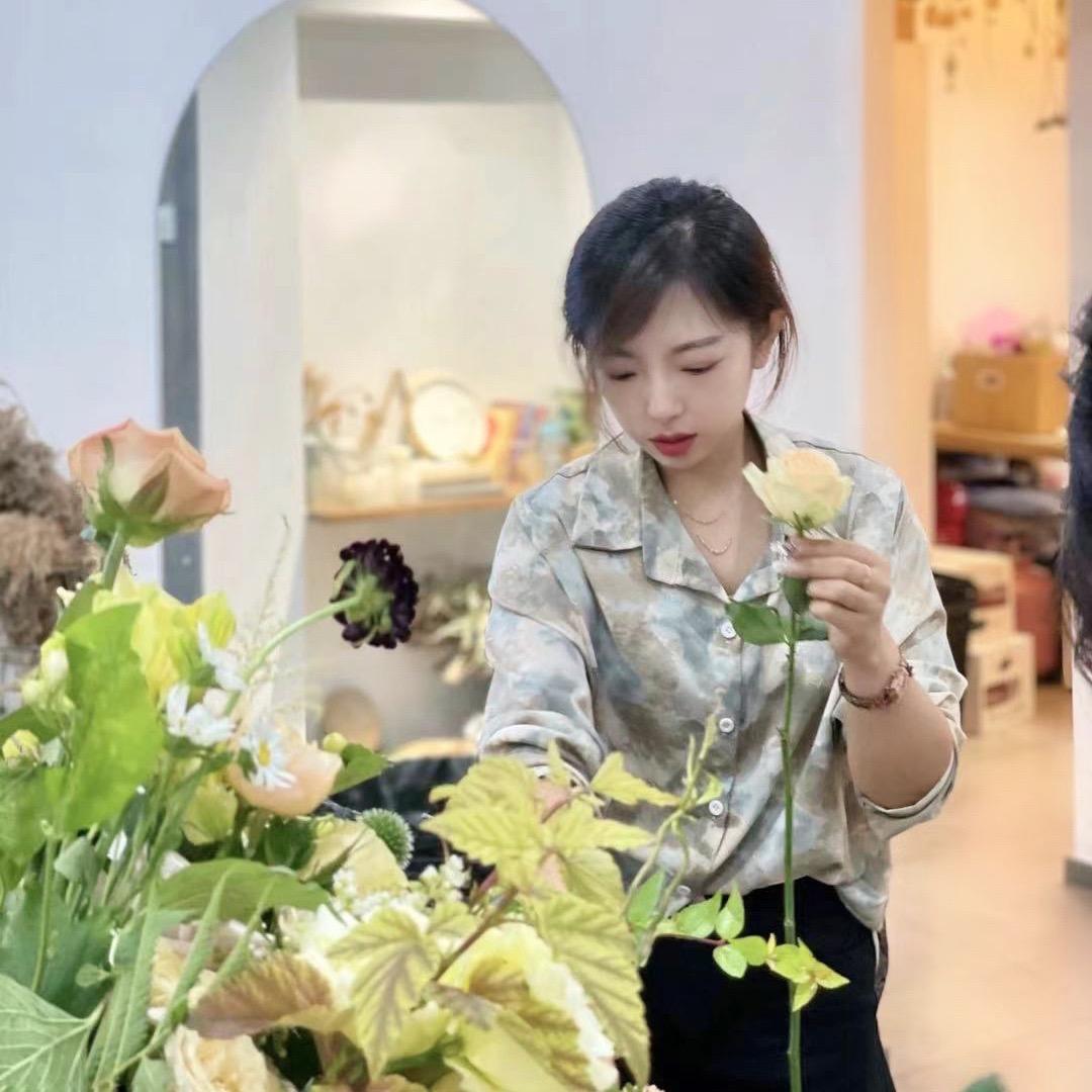 莲池区尚植鲜花礼品工作室
