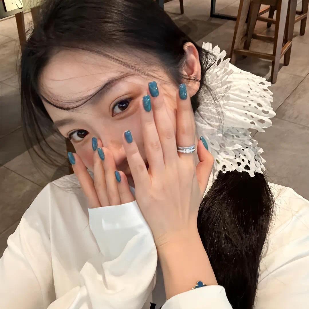 小何在这🌻