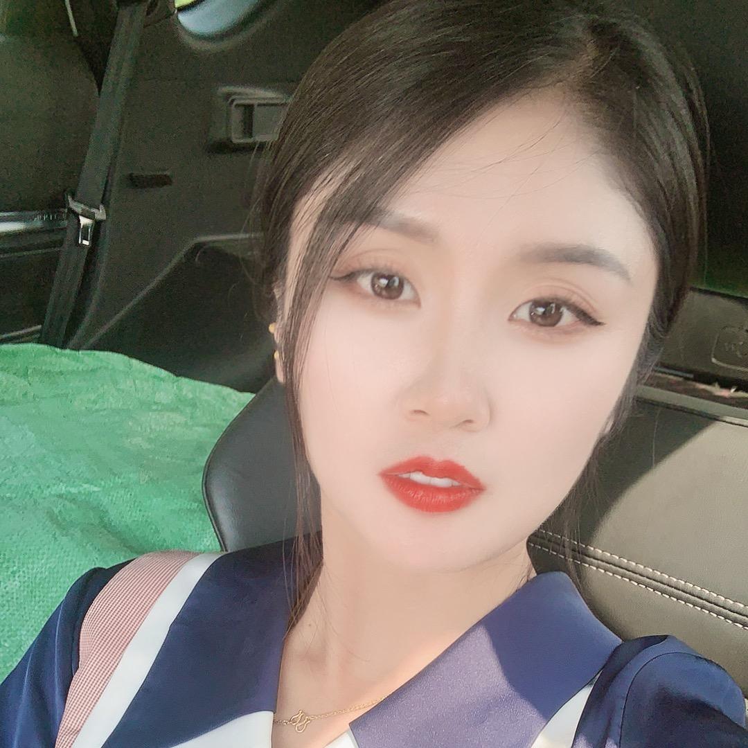 剪刀剪炸鸡腿（正街夜市）