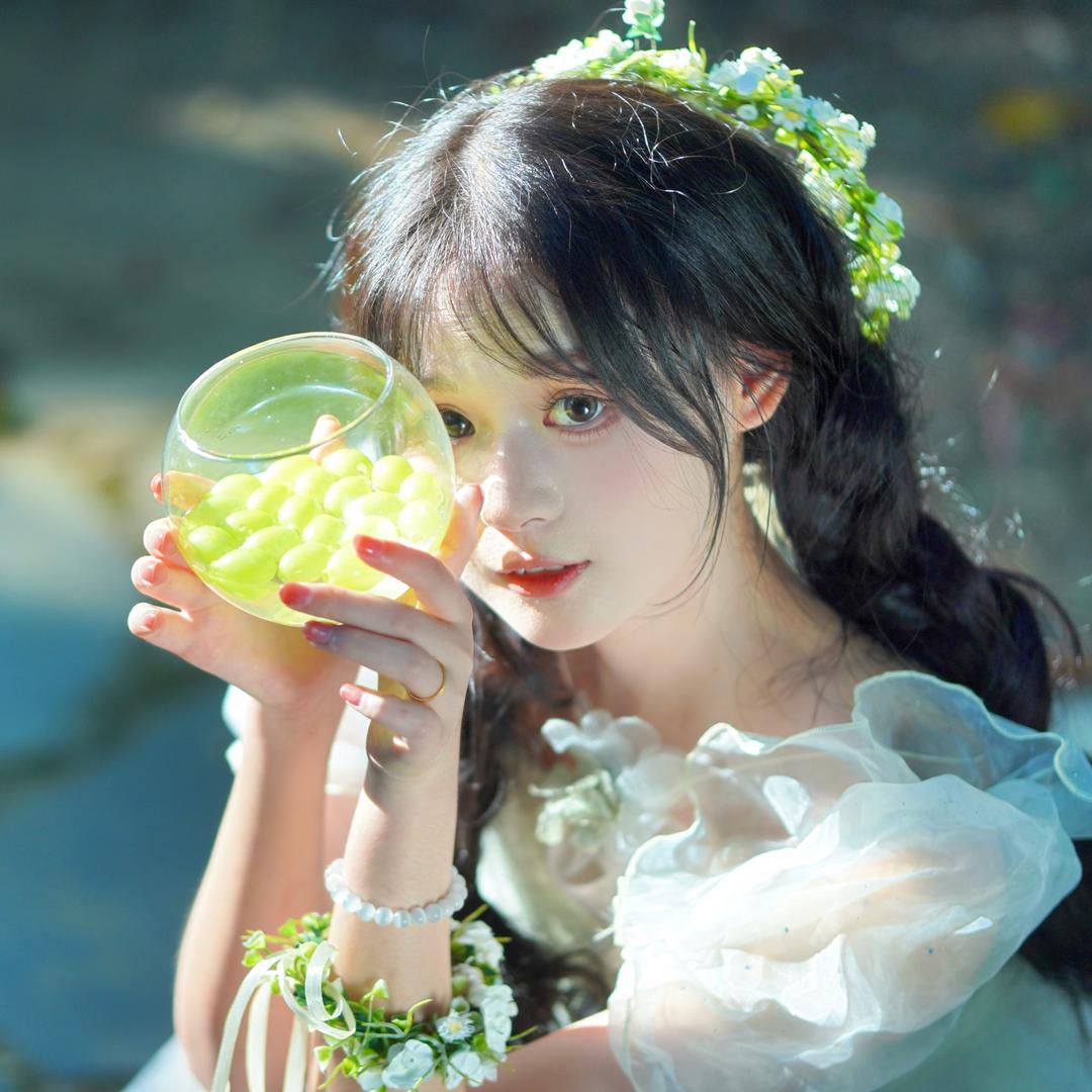 和月折梨花