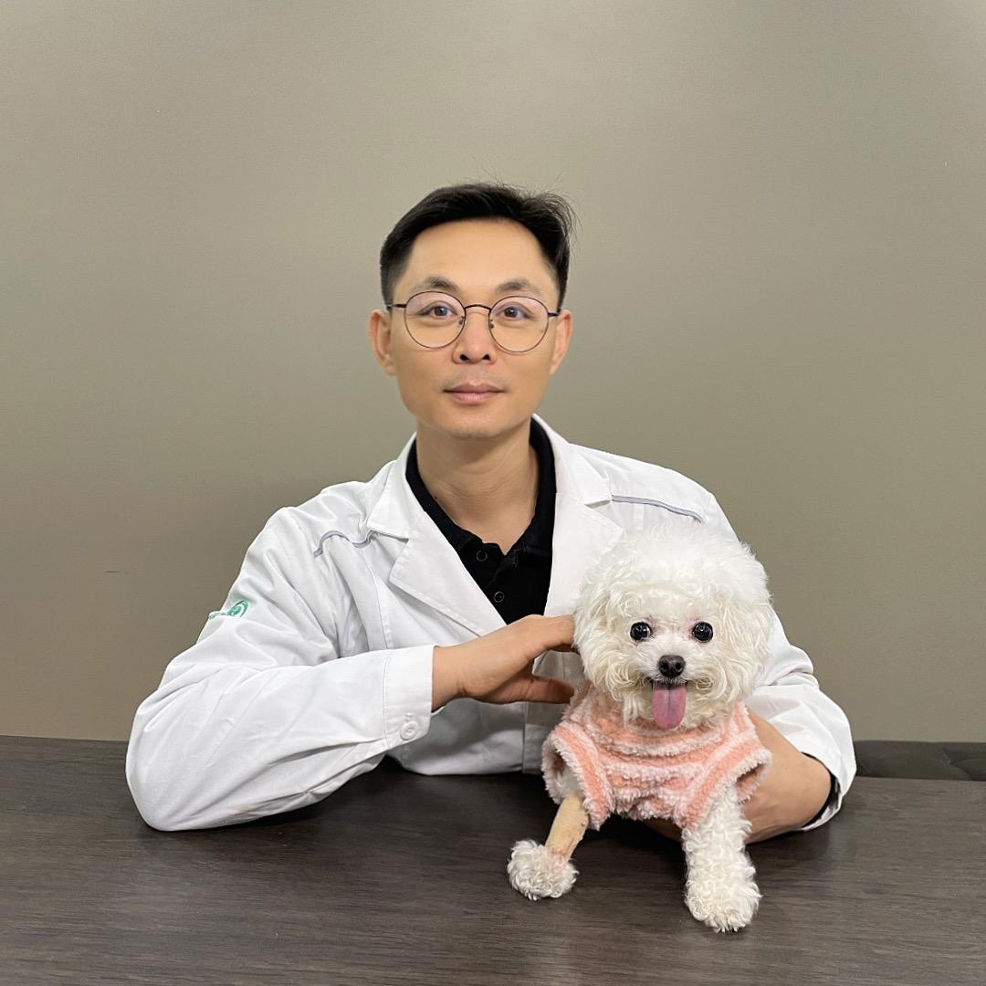 郑州宠物医生李豪