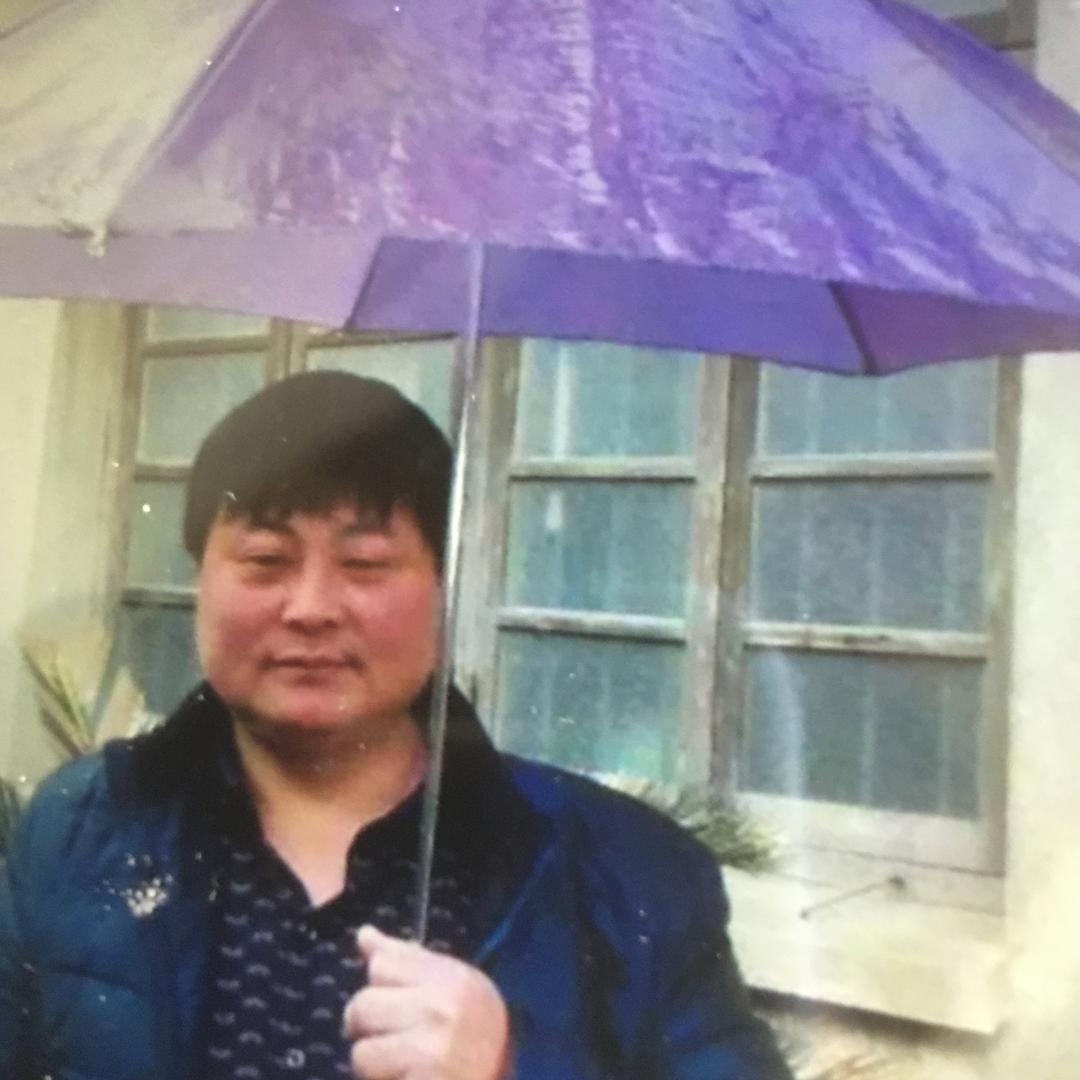 毕中茂