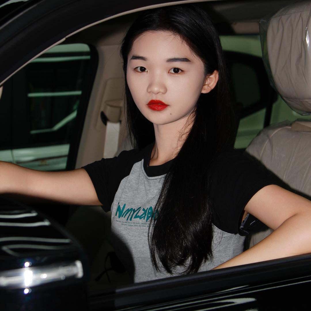 成都重汽先锋官ｖ（小妹咕儿）