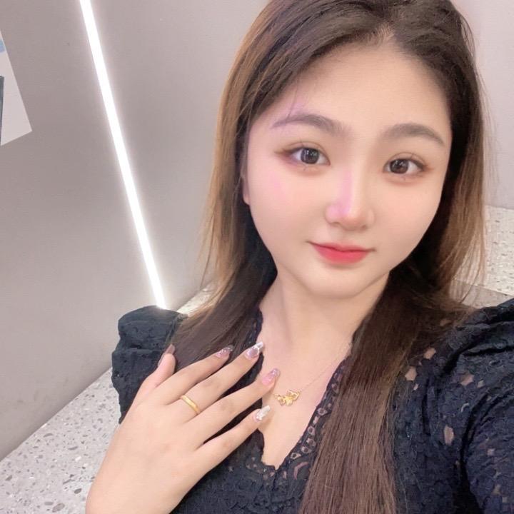 静静✨
