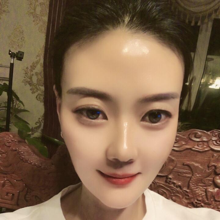 赵静