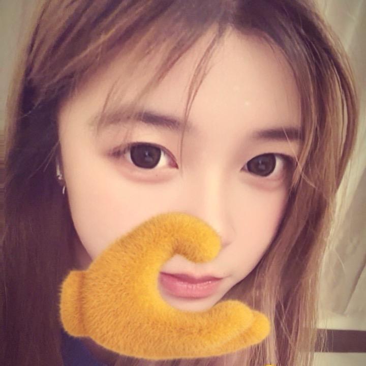 20岁純情小妈🎀