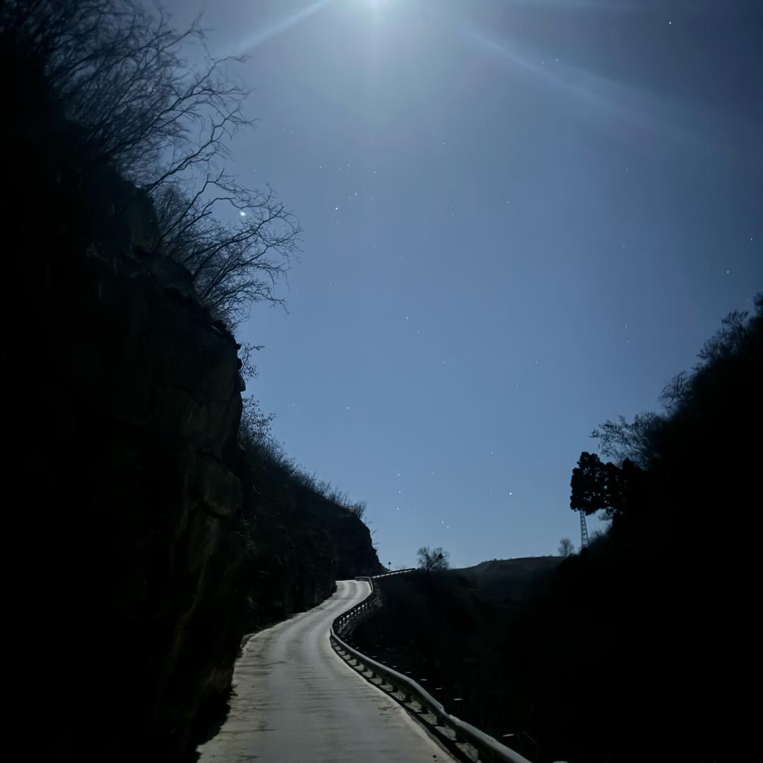 理发猴🐒小岳岳