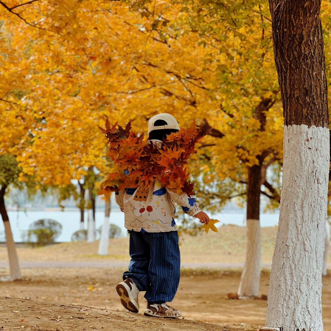 嘟嘟小盆友爱洗澡