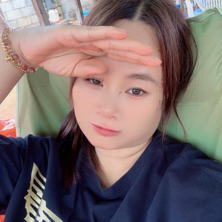 开着圈圈⭕️的小英子来收姜山了