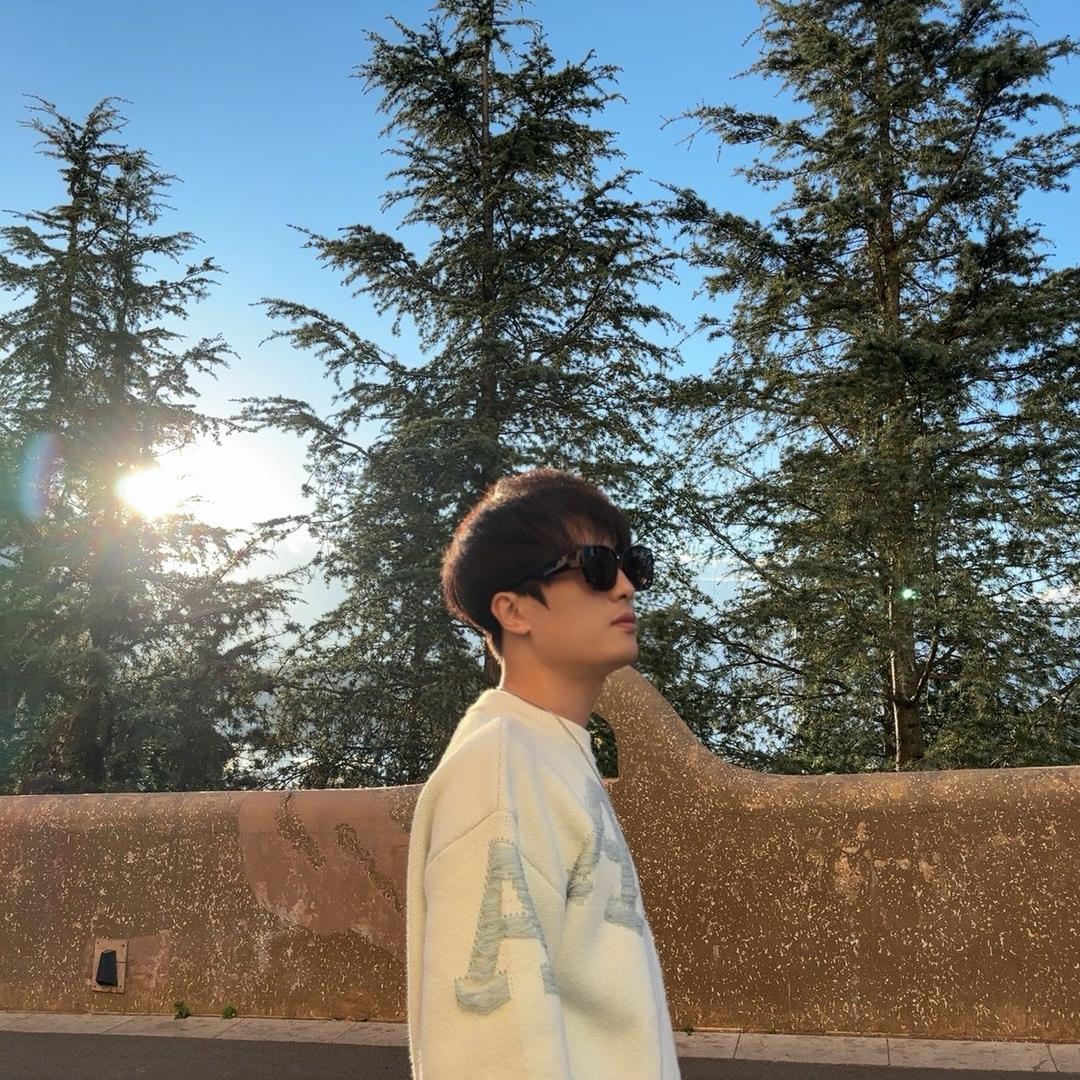 溯尚发型定制•小辉托尼