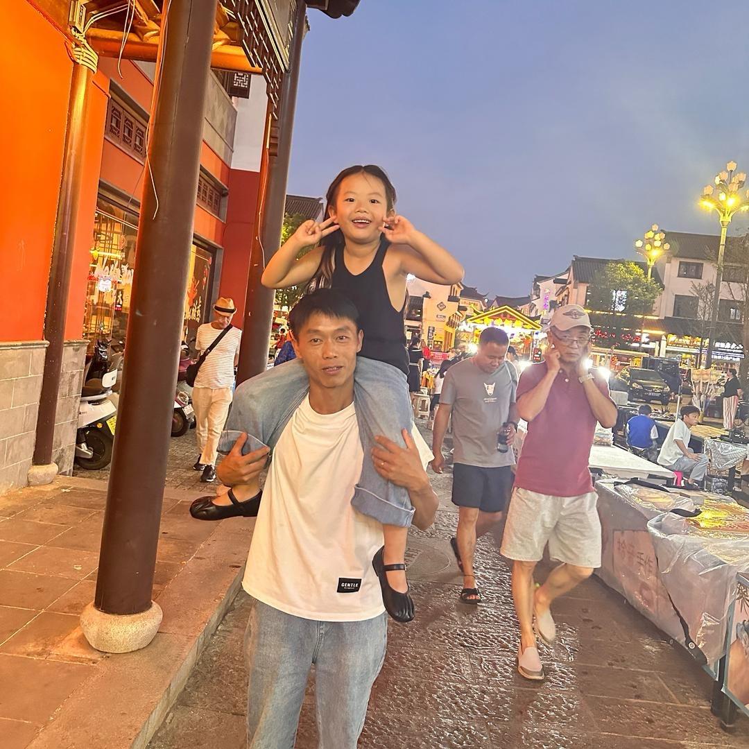 弥勒市东山富民农资（何林）