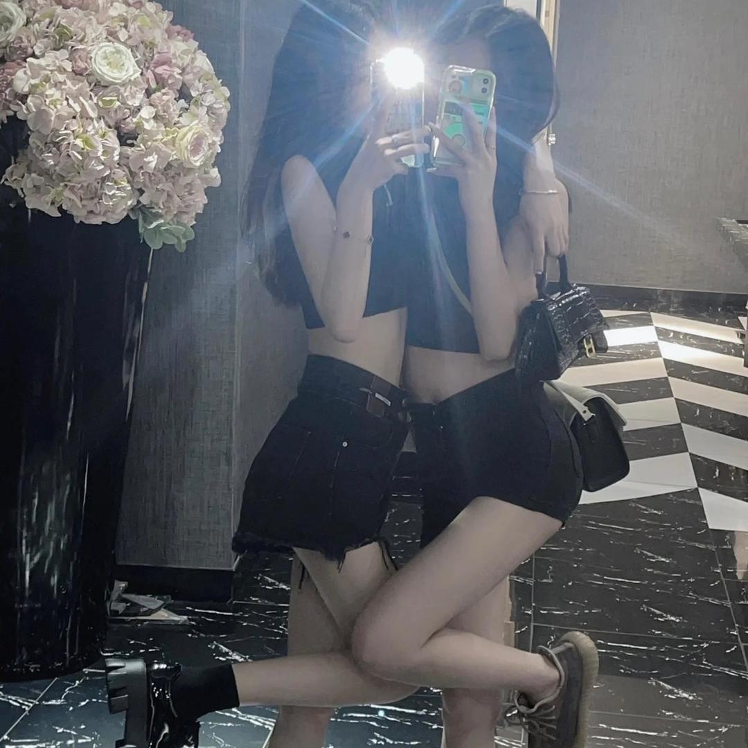 双胞胎twins