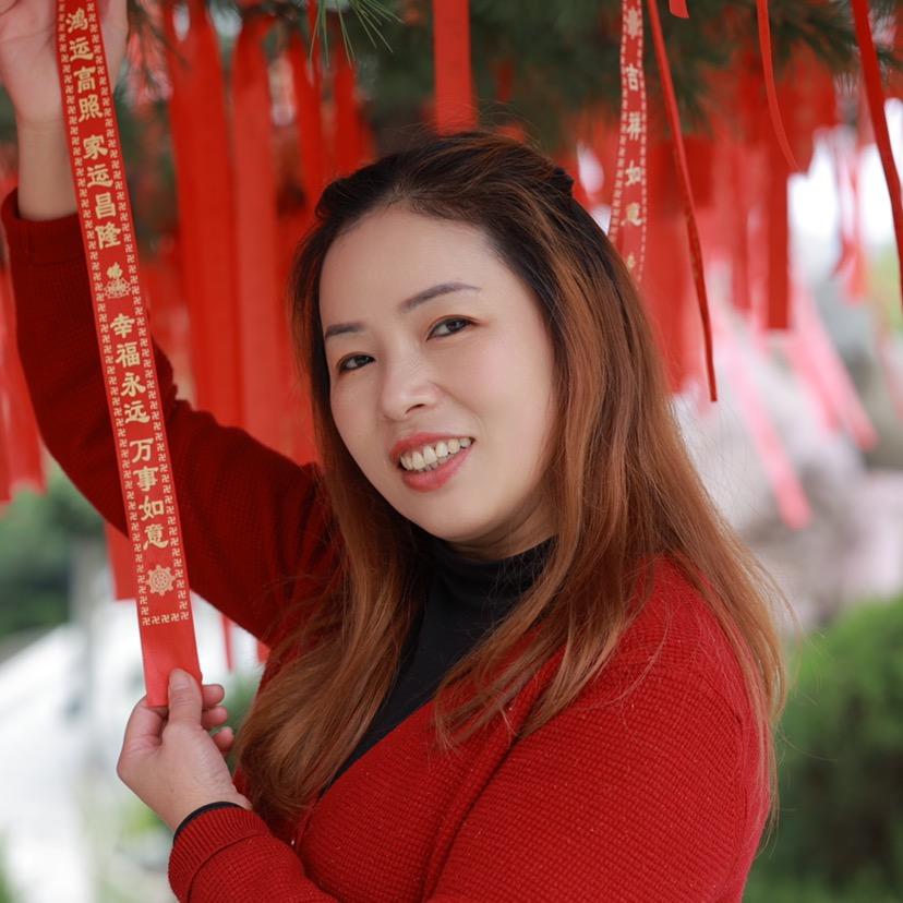 爱跳舞的李霞