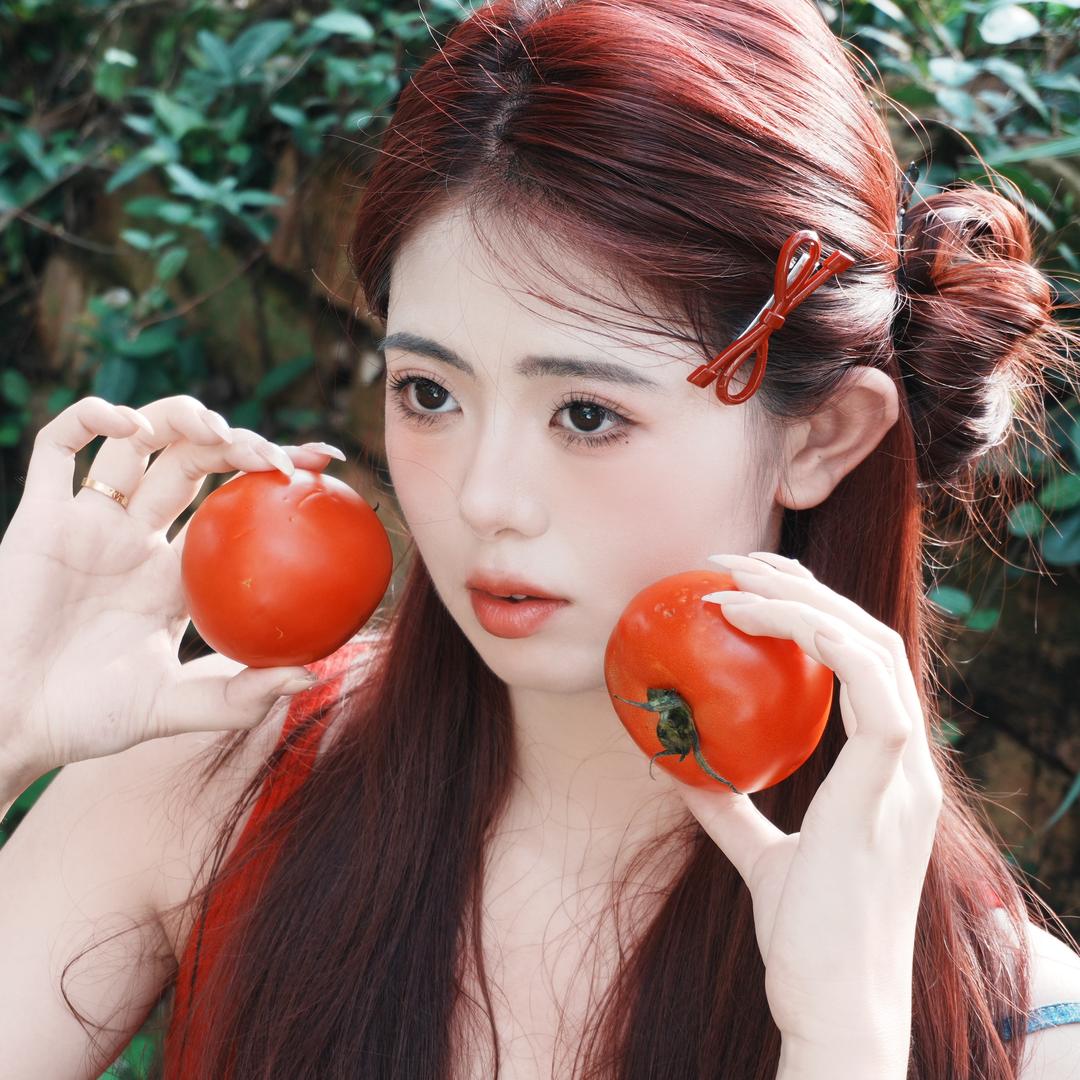 饱饱（🍠同名）