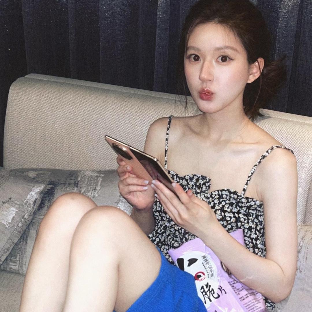 炉果缘分的白泽头像