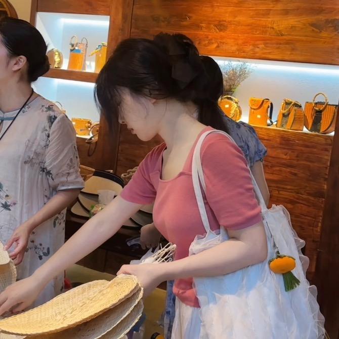 爱吃玉米的兔子c@抖音