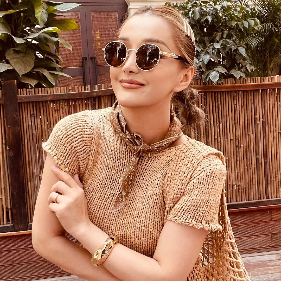 Madina👩‍🦰