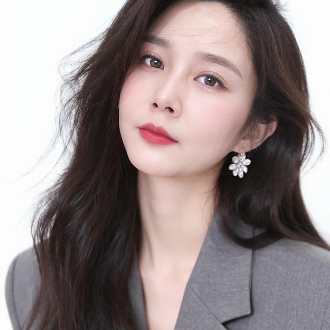 鹿邑有米婚纱主理人可可（新娘新）