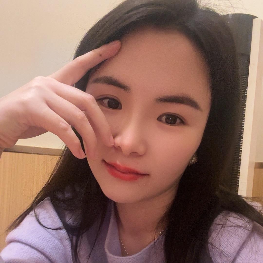 咸宁慧尚美容、小莫