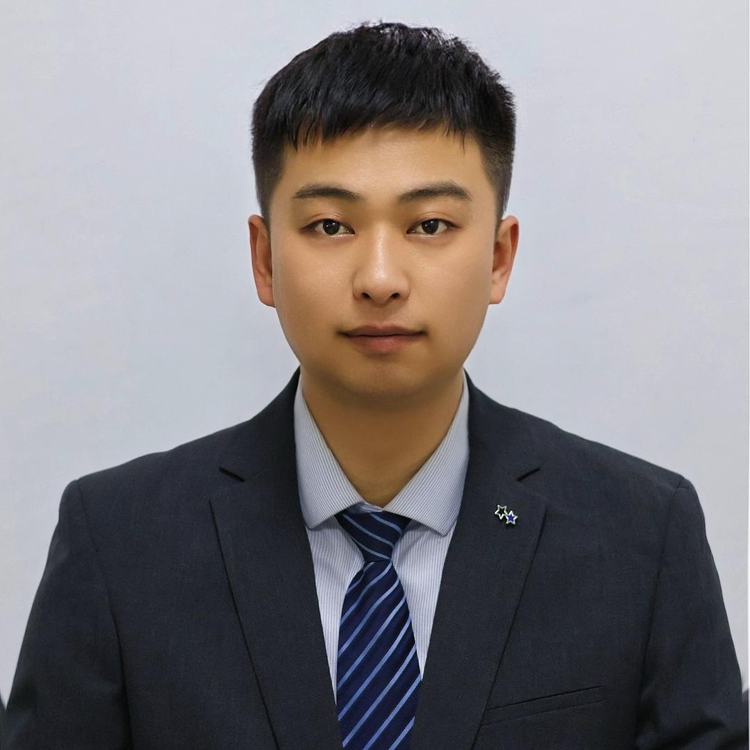 房产经纪人小鲍