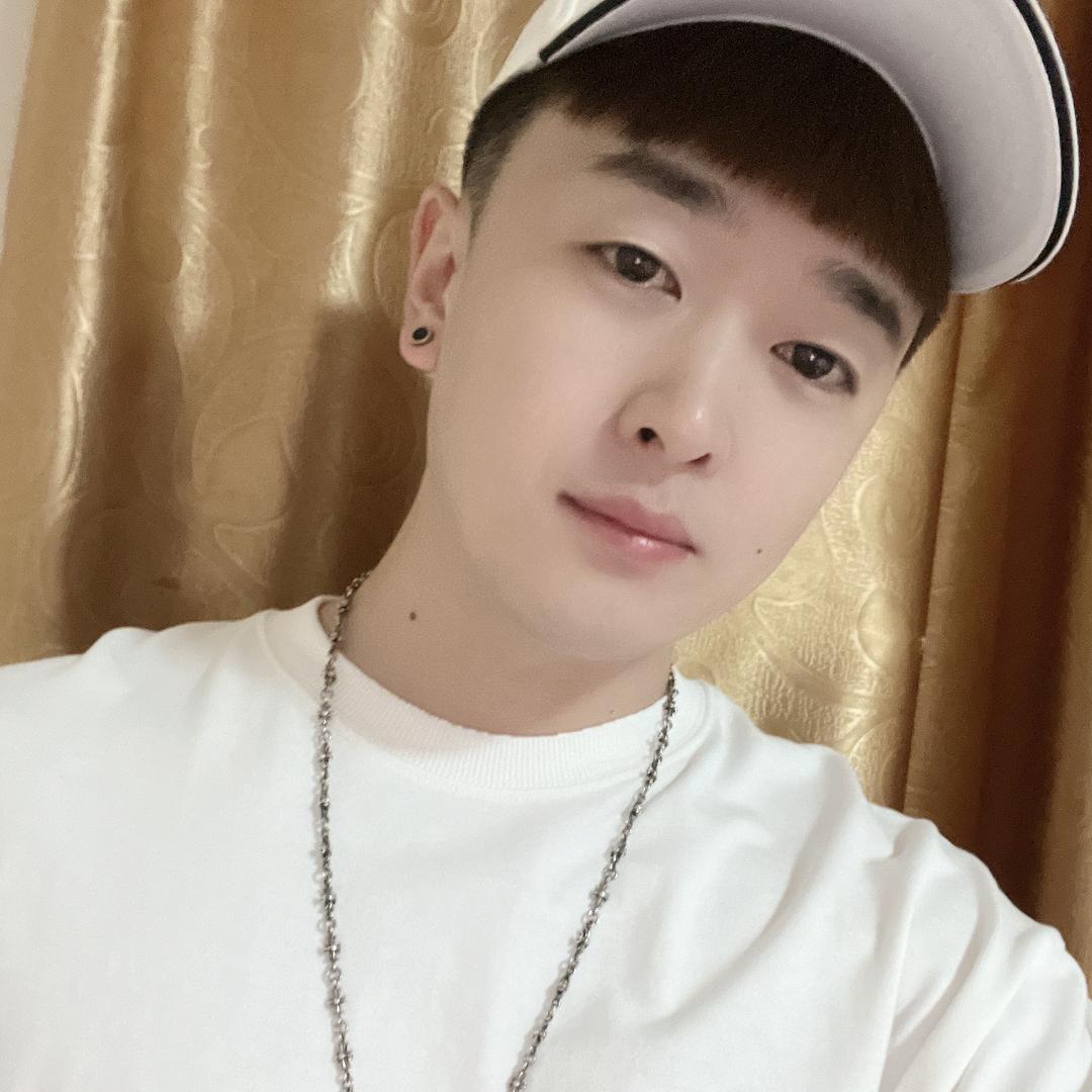 万宇跃（李晓贝）