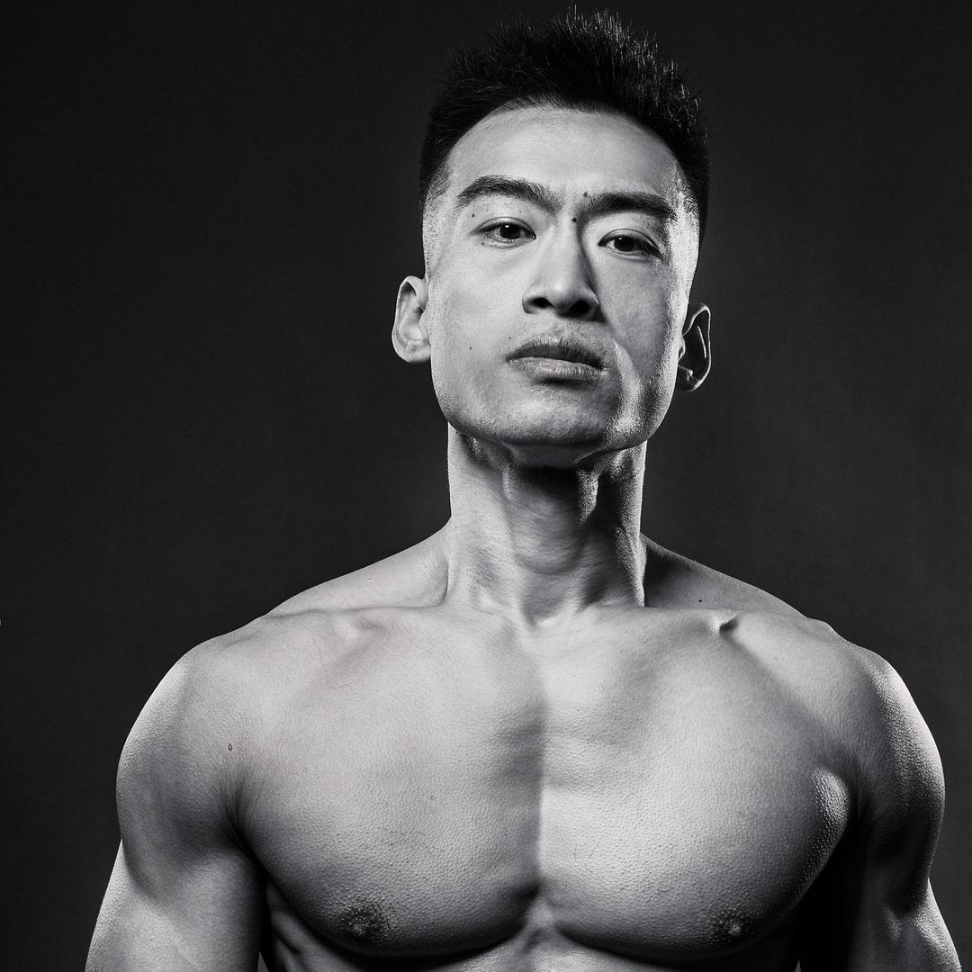 不练腿的王老师