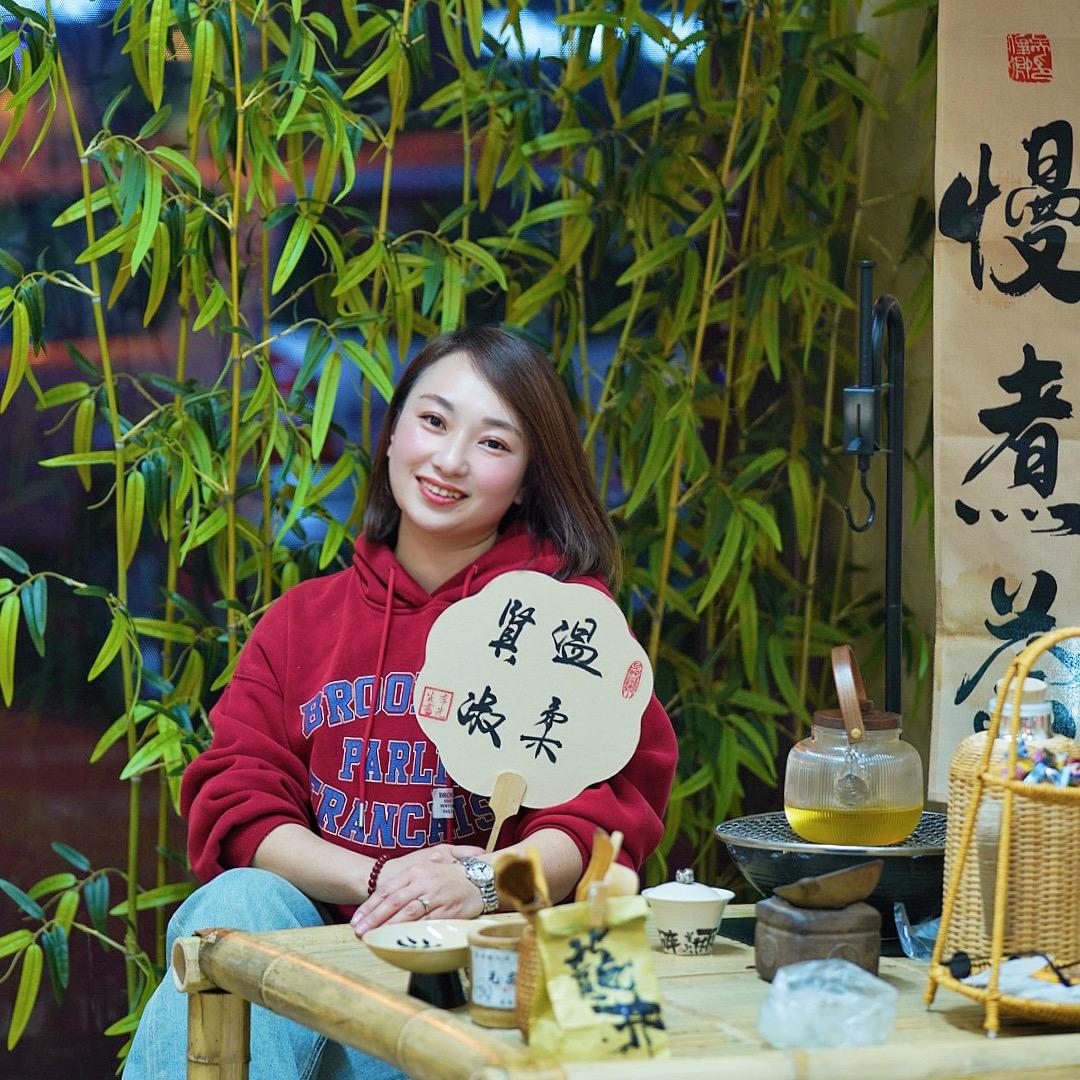 小唐有温度Vlog