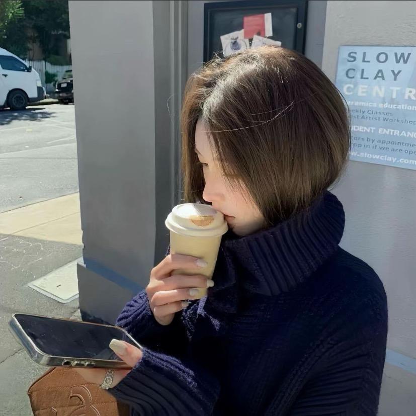 侧脸