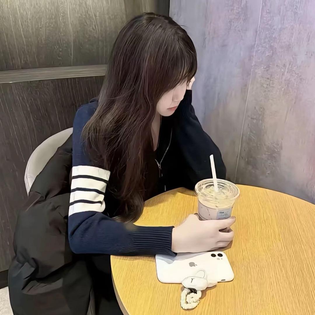 高冷潮女