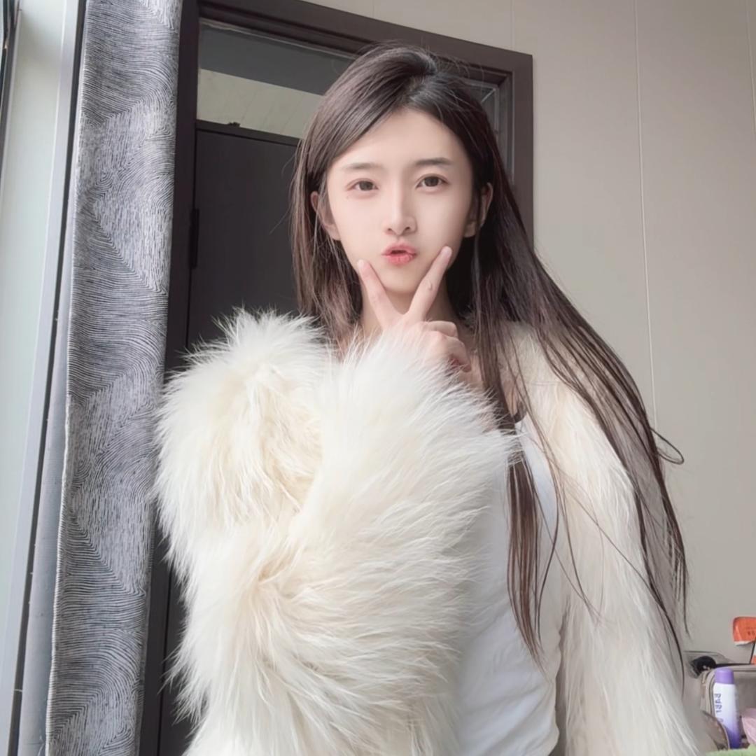 张倩