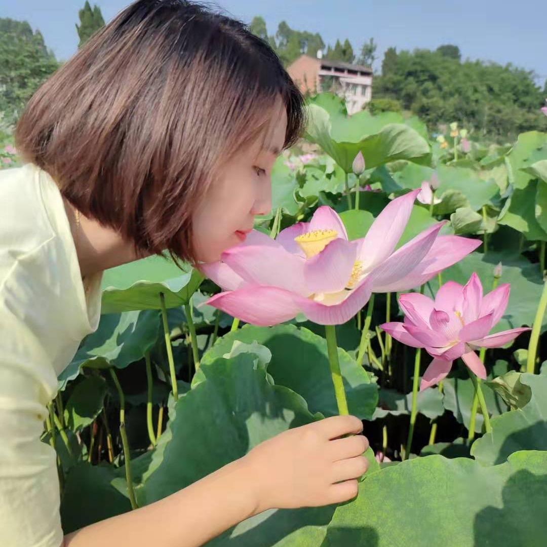 💋霞霞
