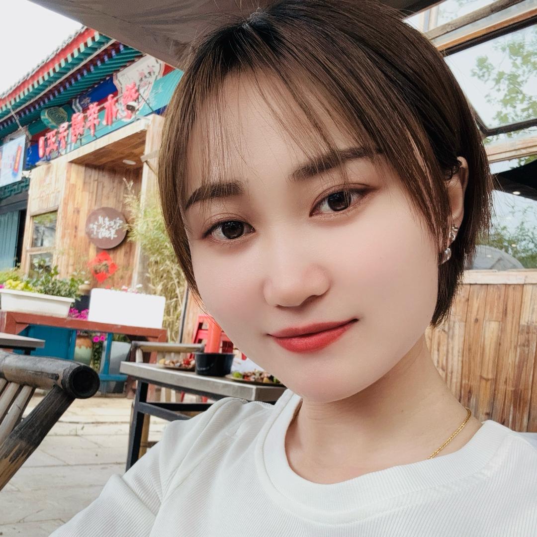 余光是你。