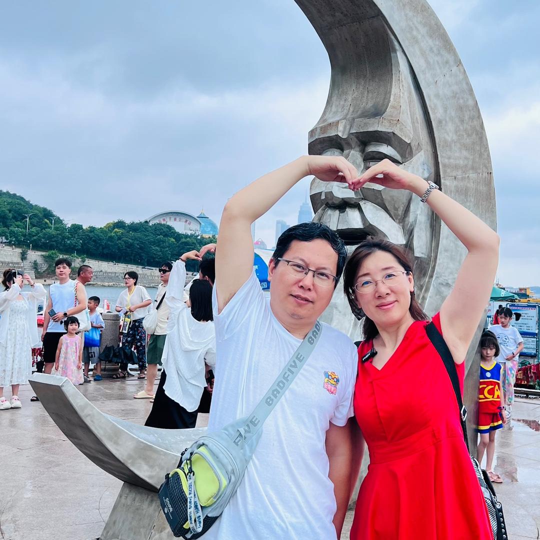 遛娃俱乐部老姜