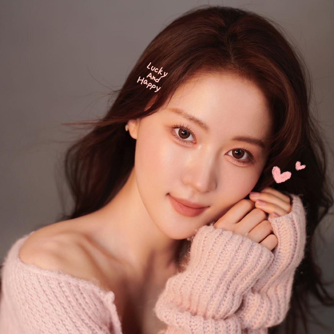 王雪旌 Jenia