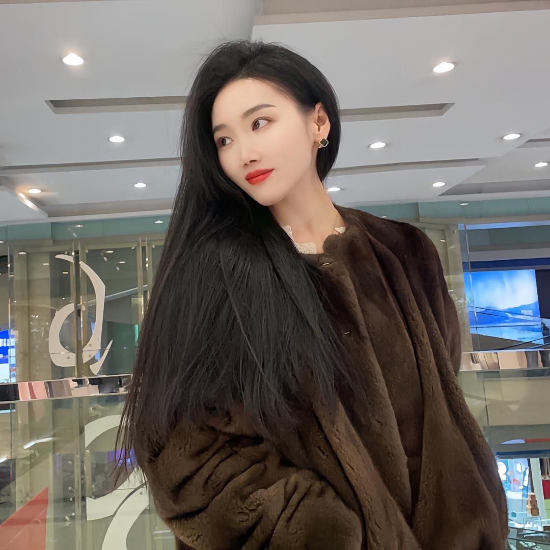 轻舟已过万重山🍀