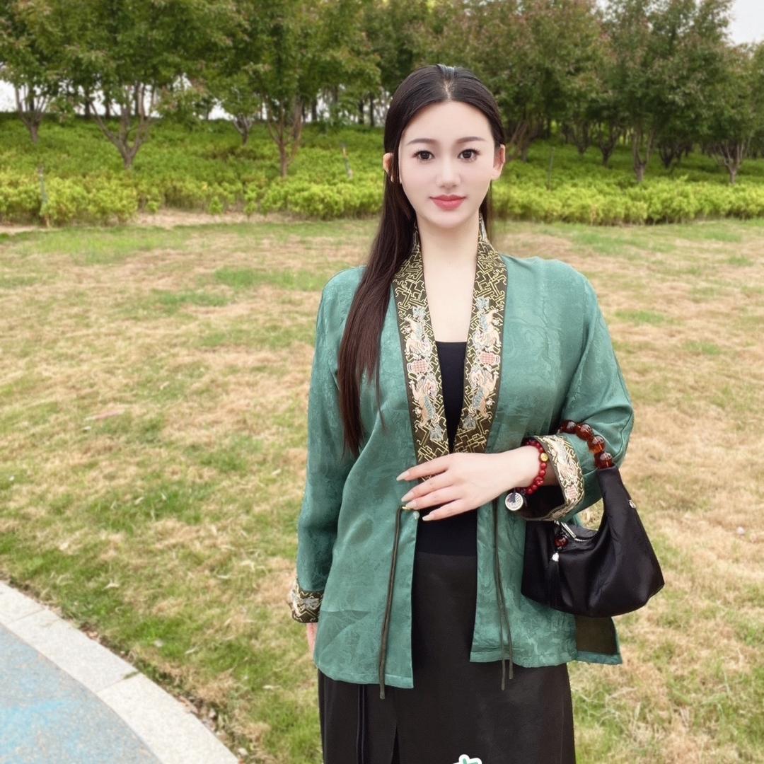 云绣国风高端女装