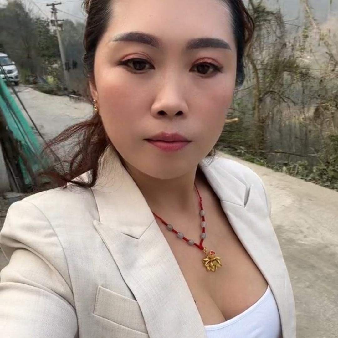 未来的明天是个梦🌹🥀