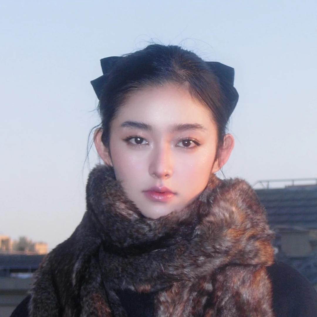 小精灵美妆贸易店
