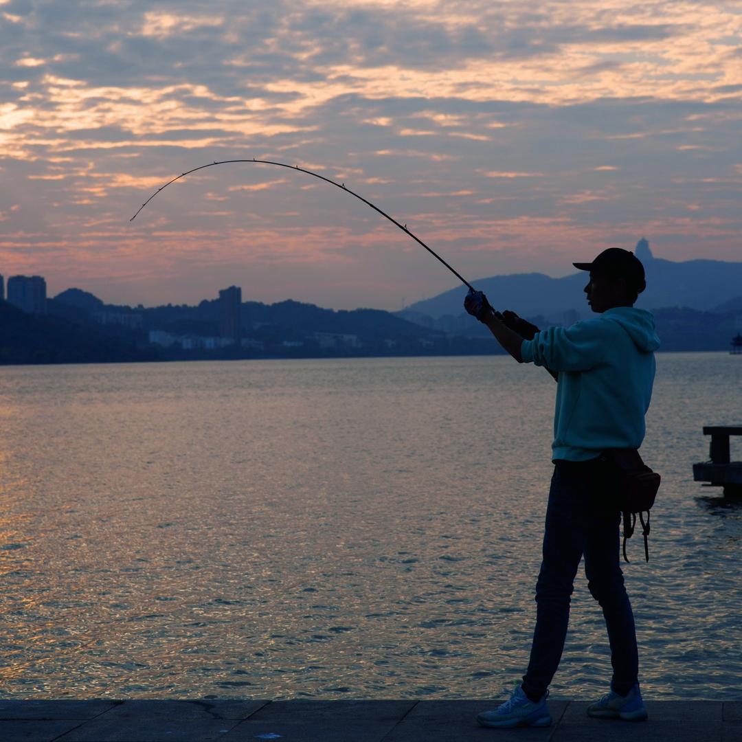 黄潇（路亚钓鱼第一视角）@抖音