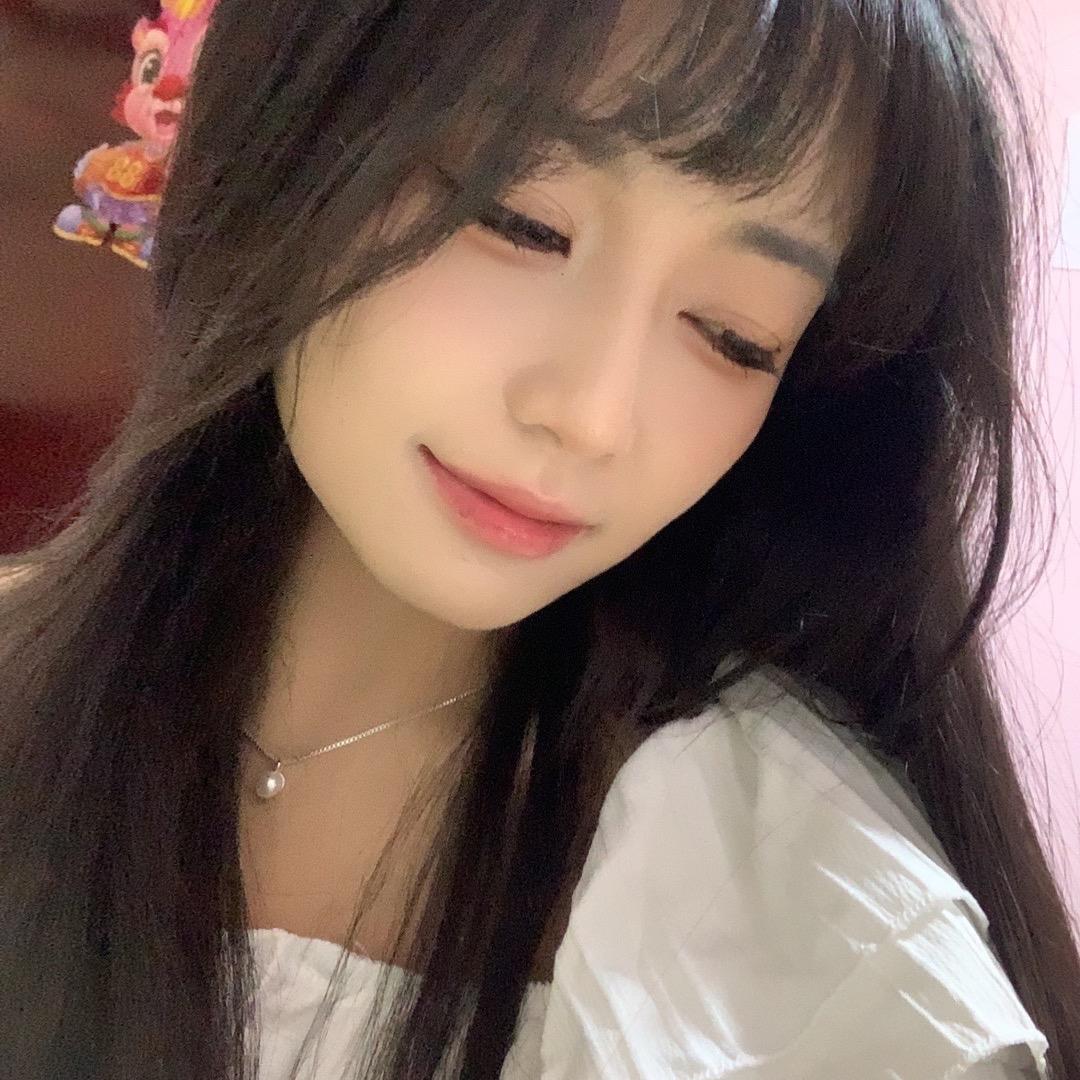 我头发超长〰️〰️〰️〰️〰️〰️