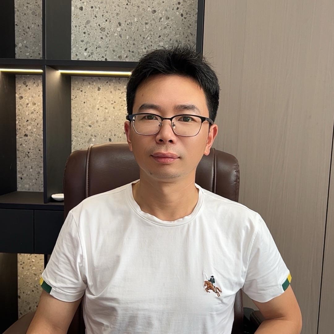 优易全屋定制彭华