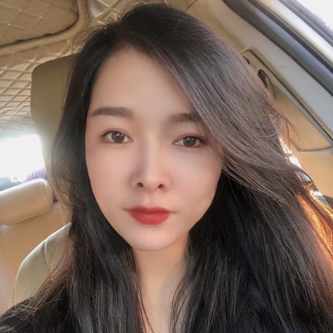 小英子。