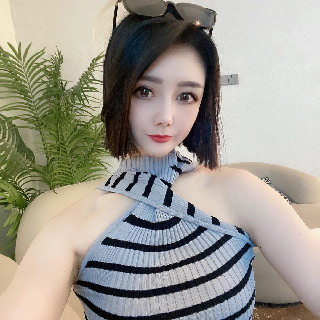 小阿诗.
