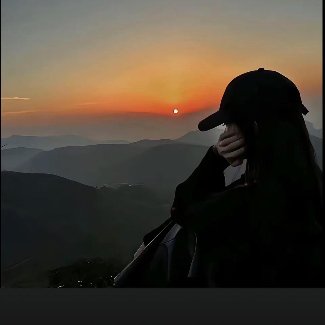 T S @