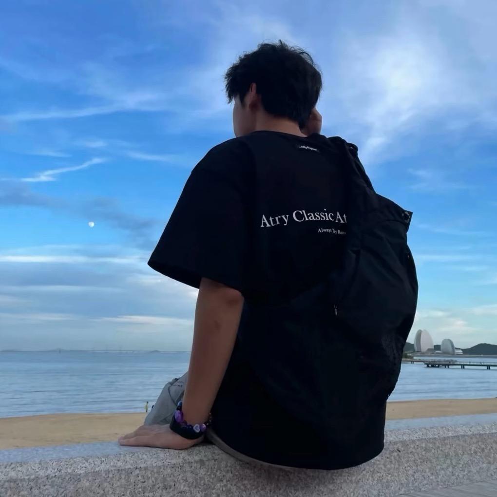 忧郁的