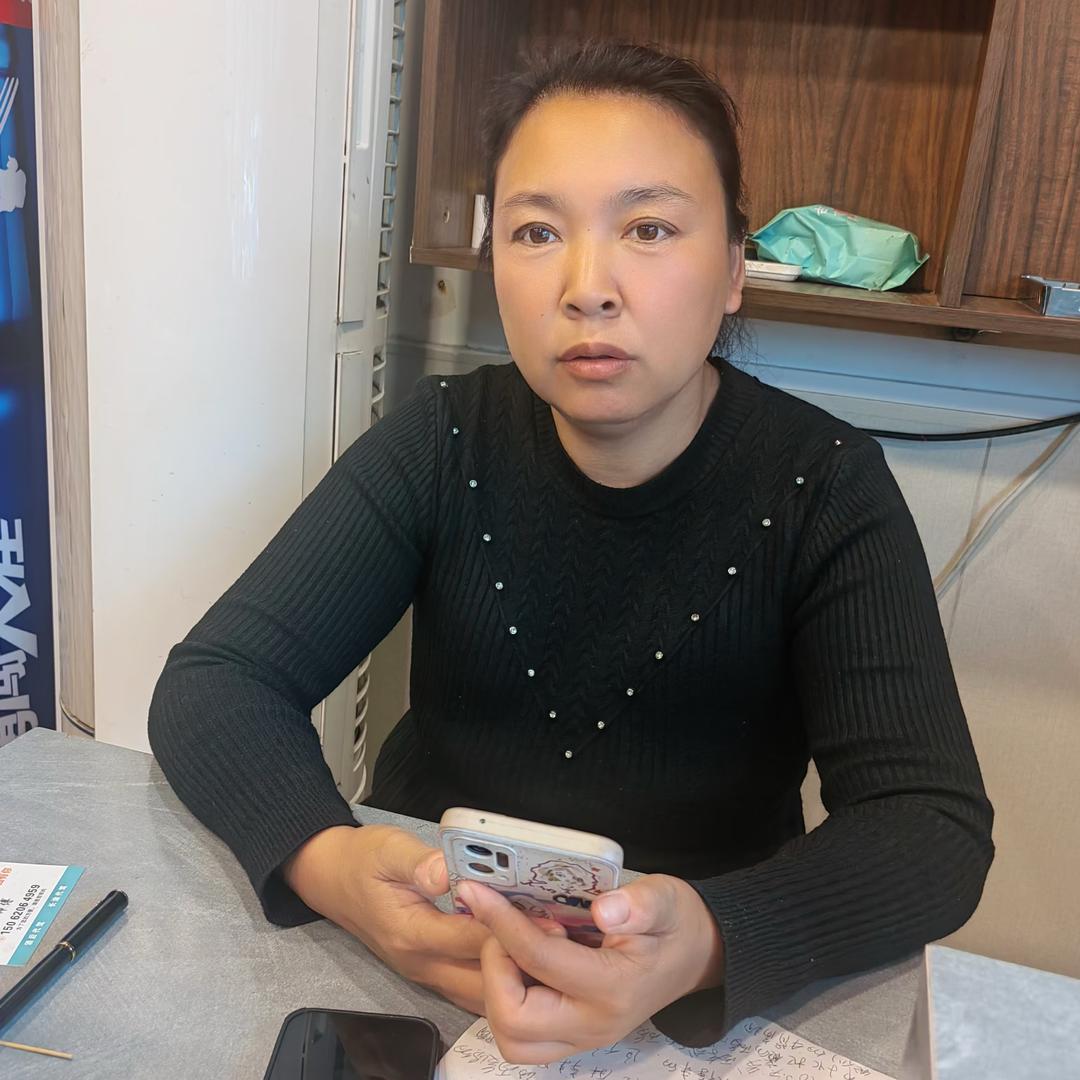 憨憨地摊火锅店