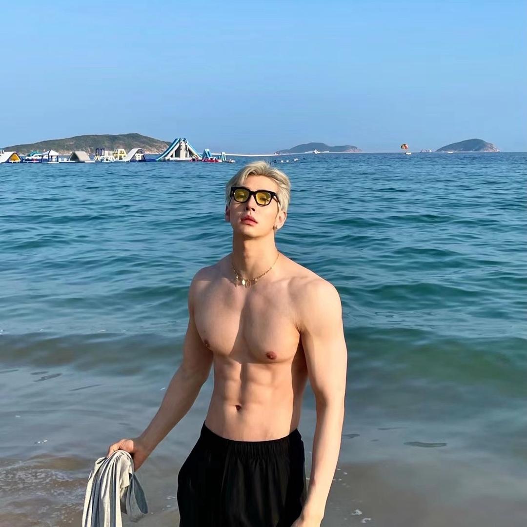 今天叫悲伤的荷包蛋