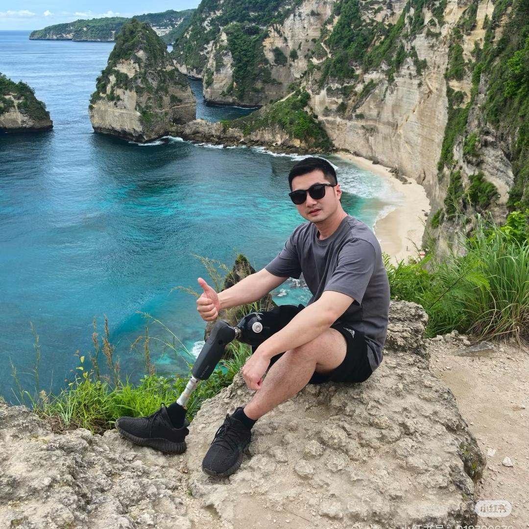 残疾爸爸带泡面